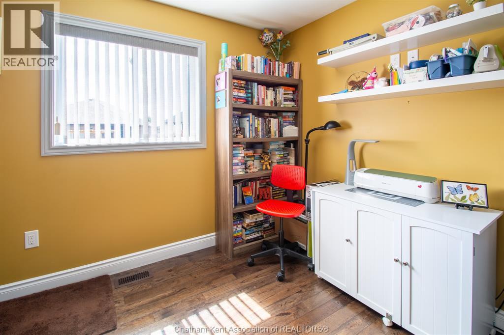 64 Valencia Drive, Chatham, Ontario