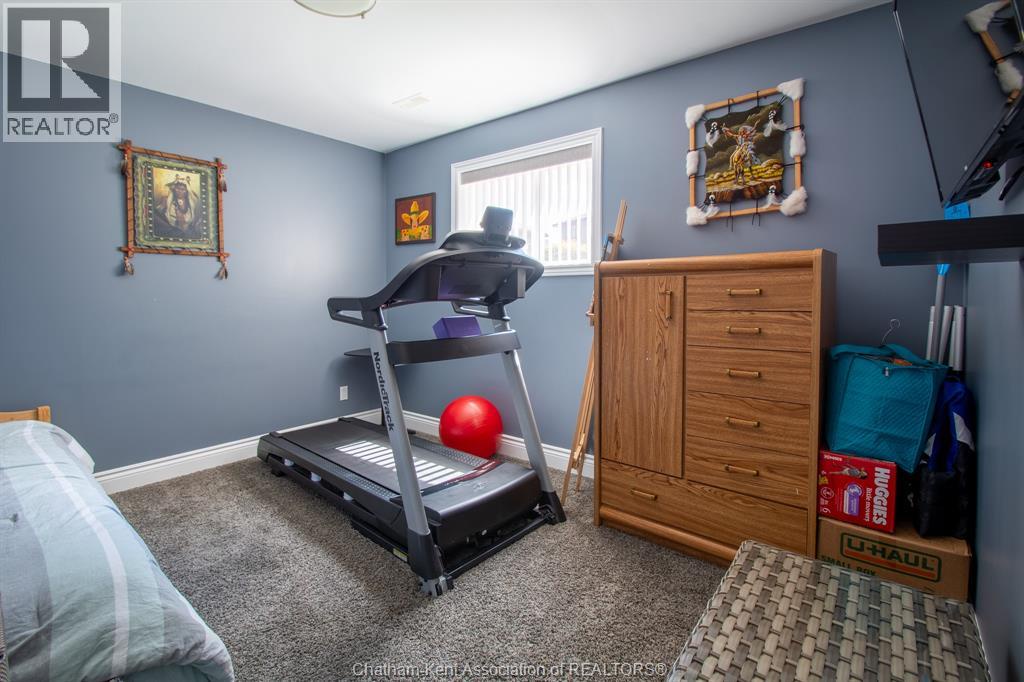 64 Valencia Drive, Chatham, Ontario