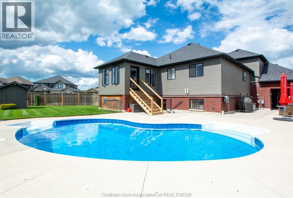 64 Valencia Drive, Chatham, Ontario