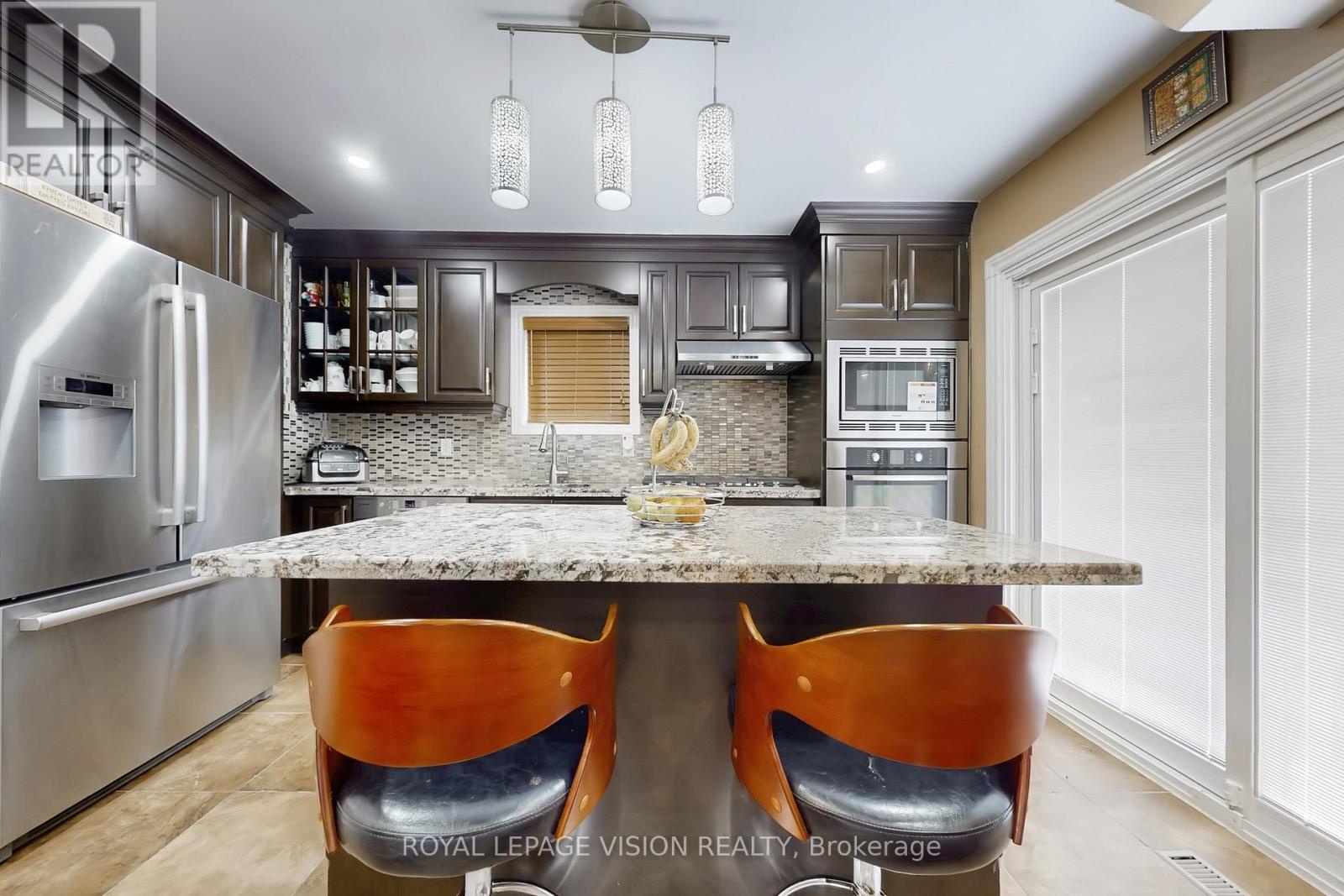 1855 Ashford Drive, Pickering (village East), Ontario