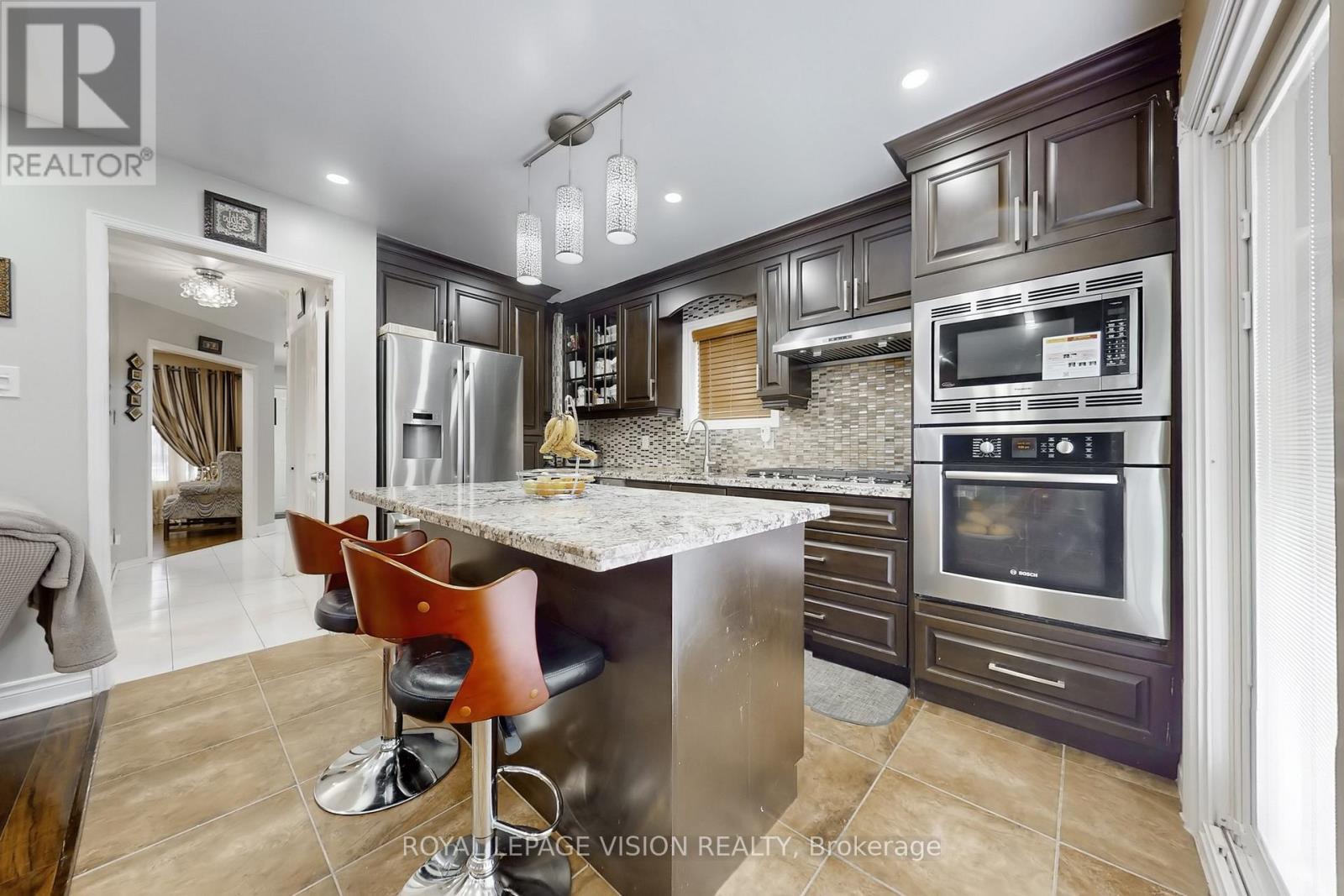 1855 Ashford Drive, Pickering (village East), Ontario