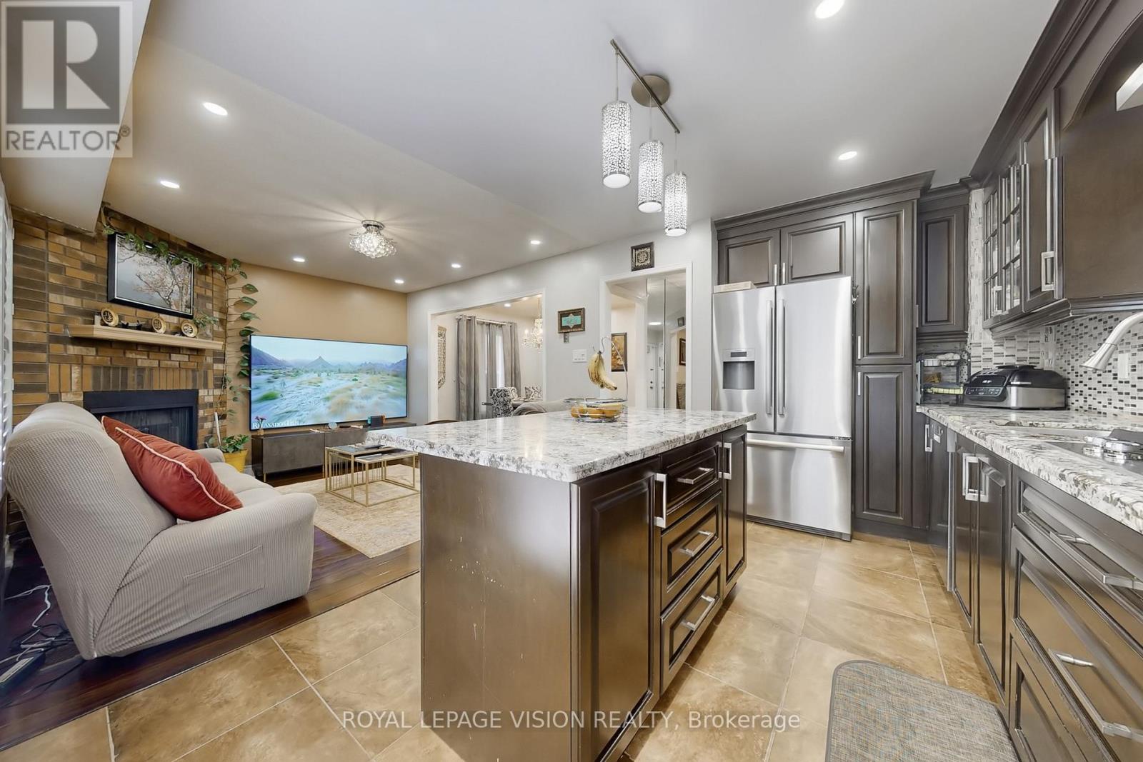 1855 Ashford Drive, Pickering (village East), Ontario