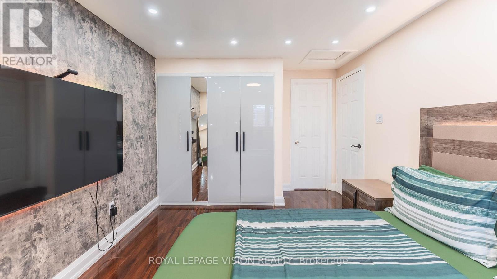 1855 Ashford Drive, Pickering (village East), Ontario