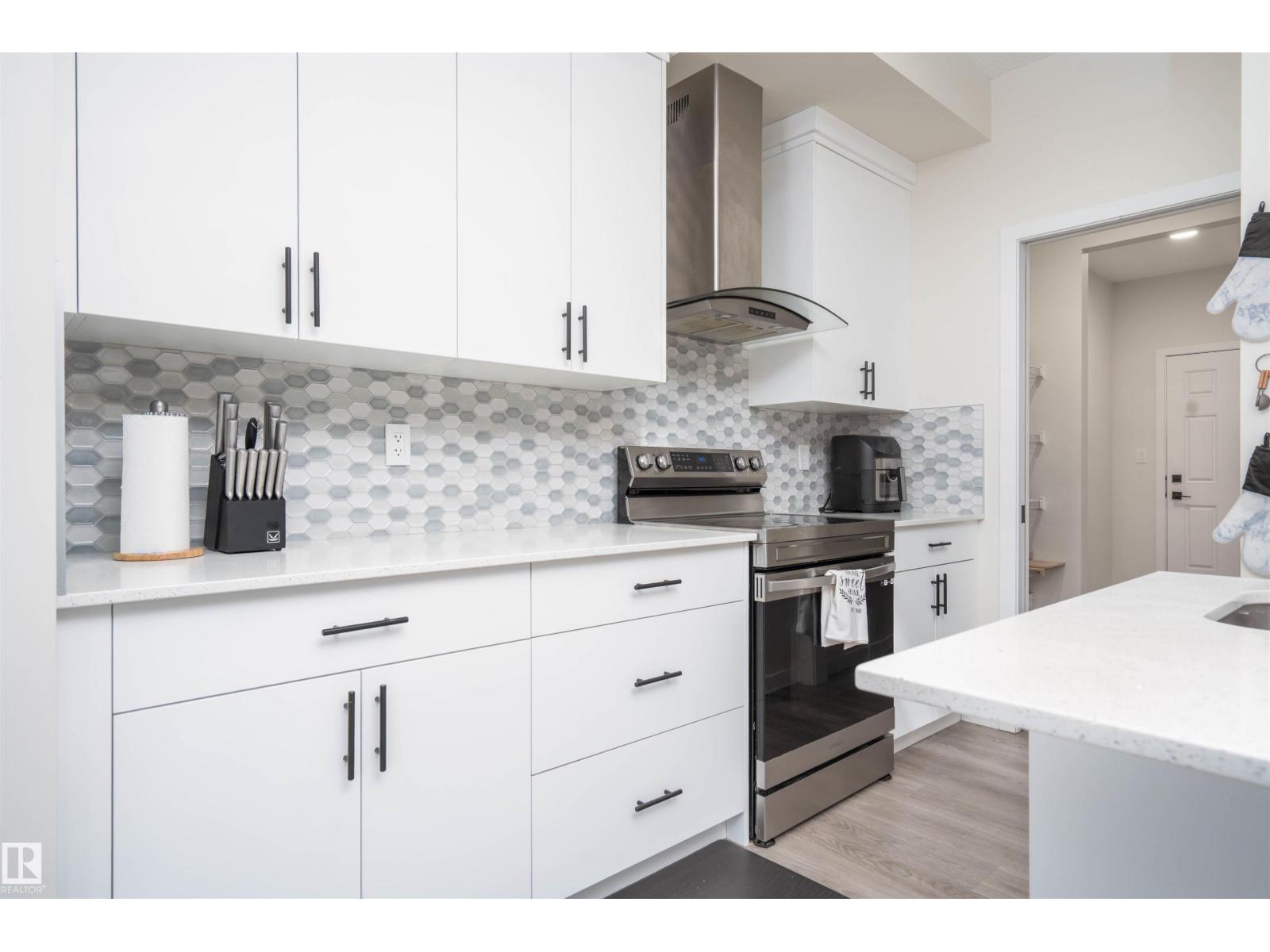 1487 Plum Circle Ci Sw, Edmonton, Alberta