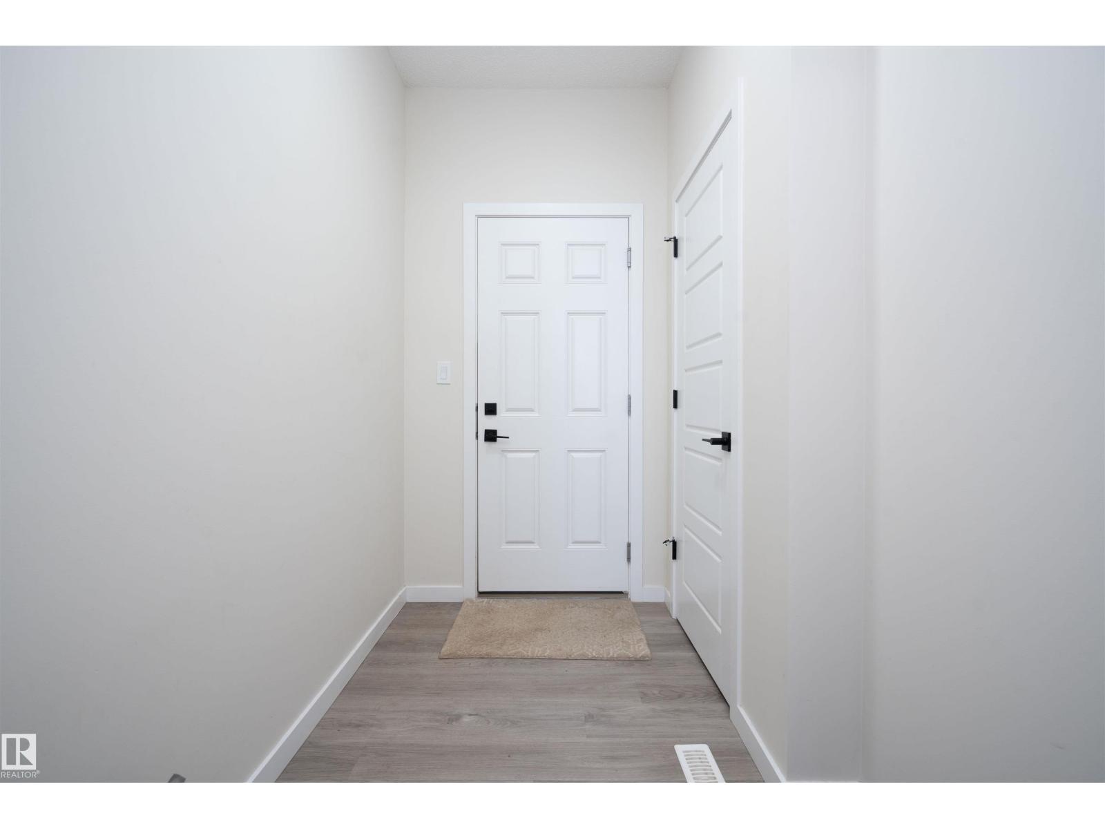 1487 Plum Circle Ci Sw, Edmonton, Alberta