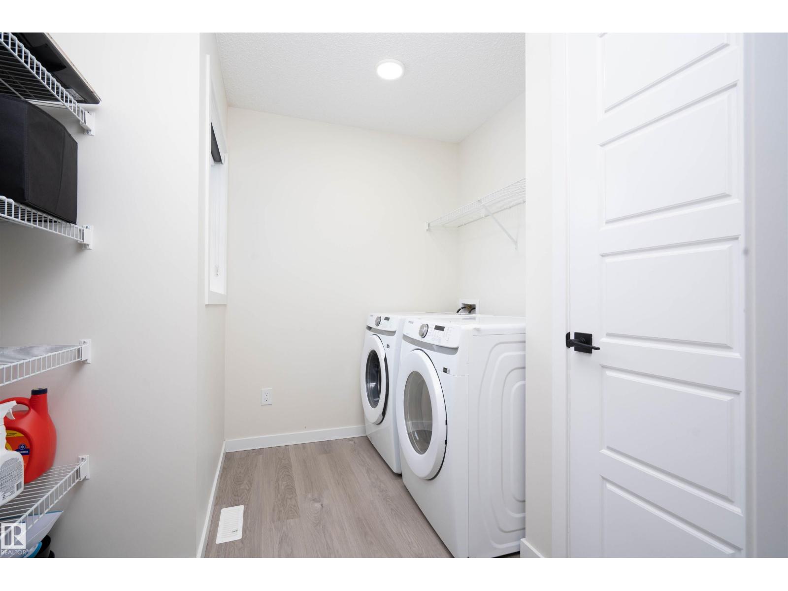 1487 Plum Circle Ci Sw, Edmonton, Alberta