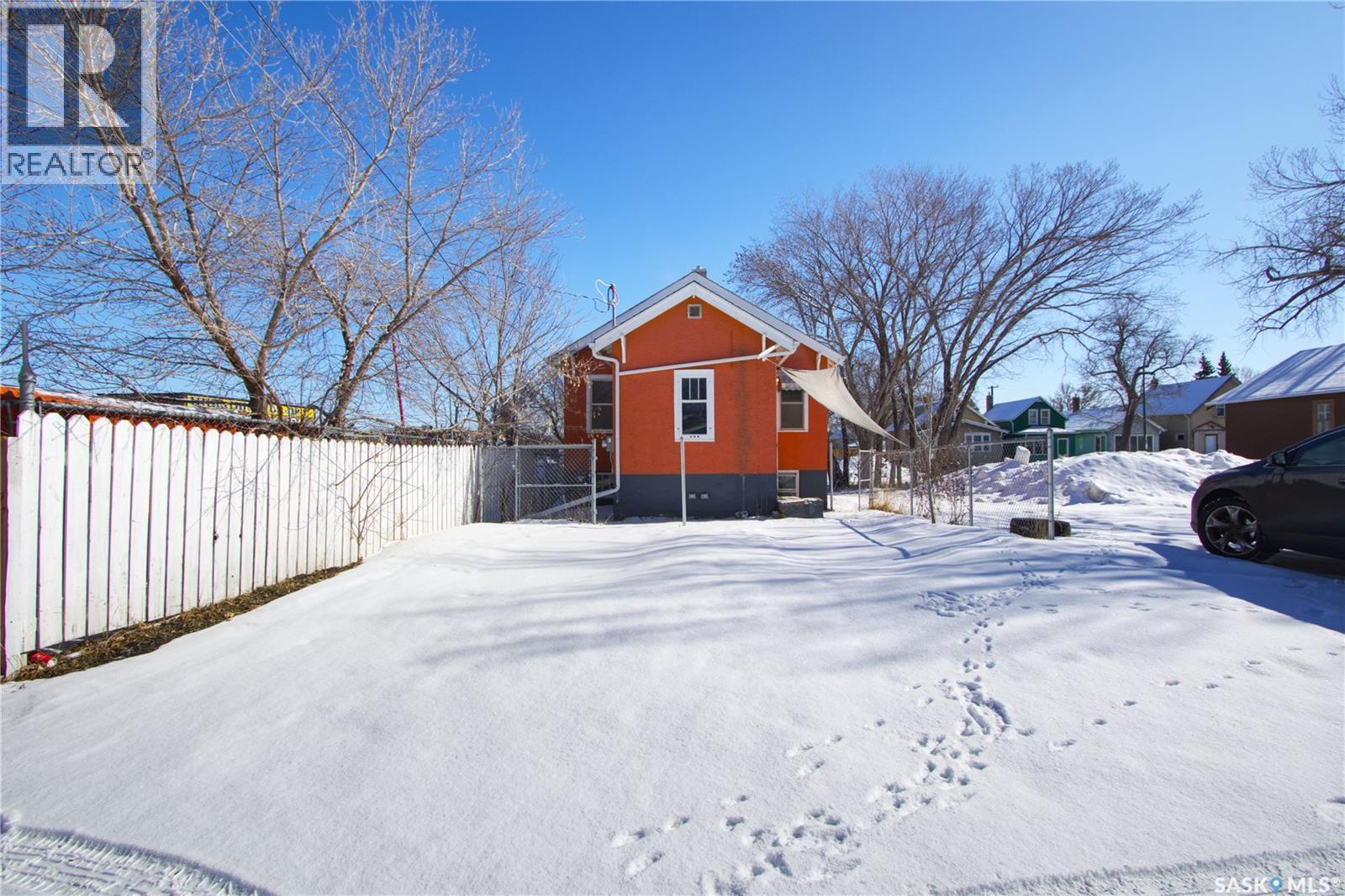 A&b 1824 Winnipeg Street, Regina, Saskatchewan