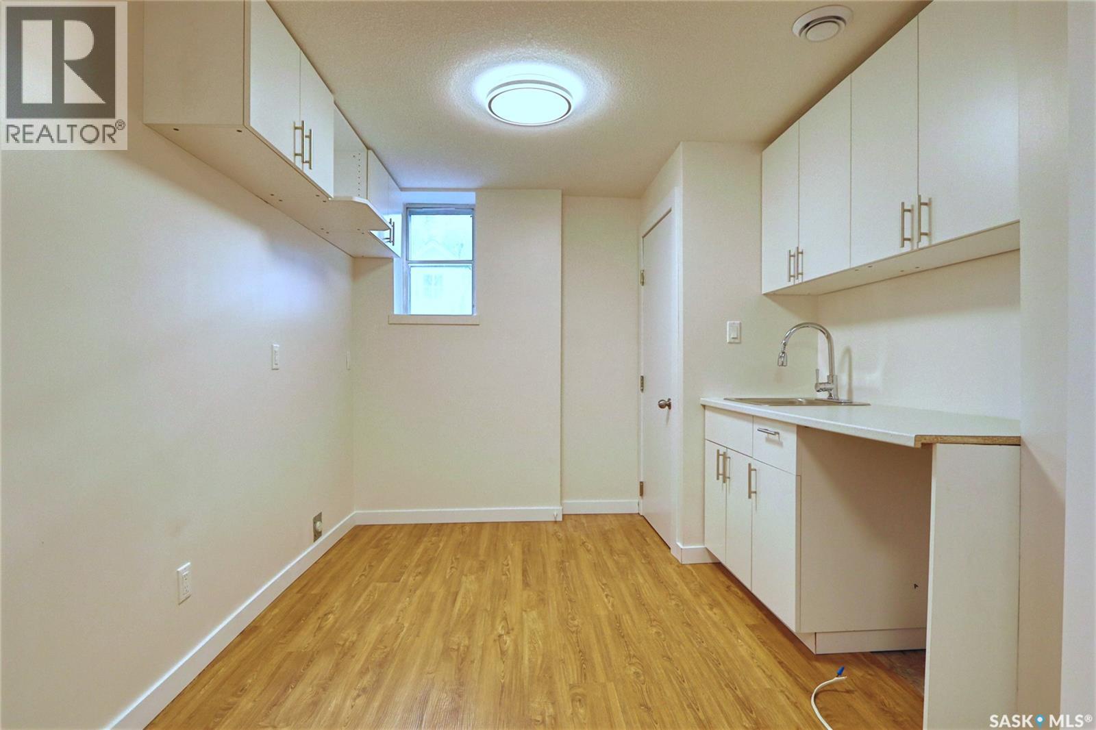 A&b 1824 Winnipeg Street, Regina, Saskatchewan