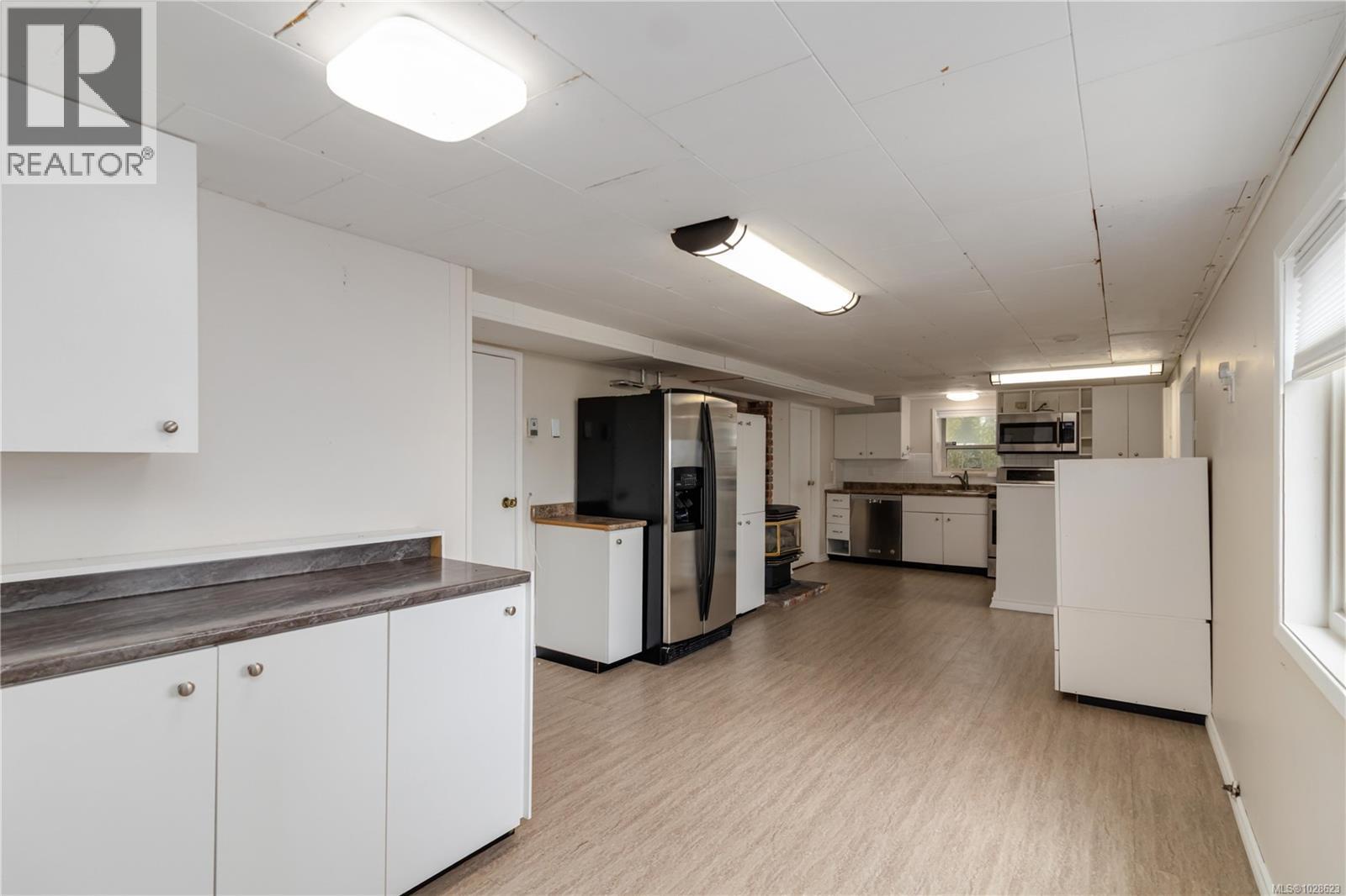 1811 Hollywood Cres, Victoria, British Columbia