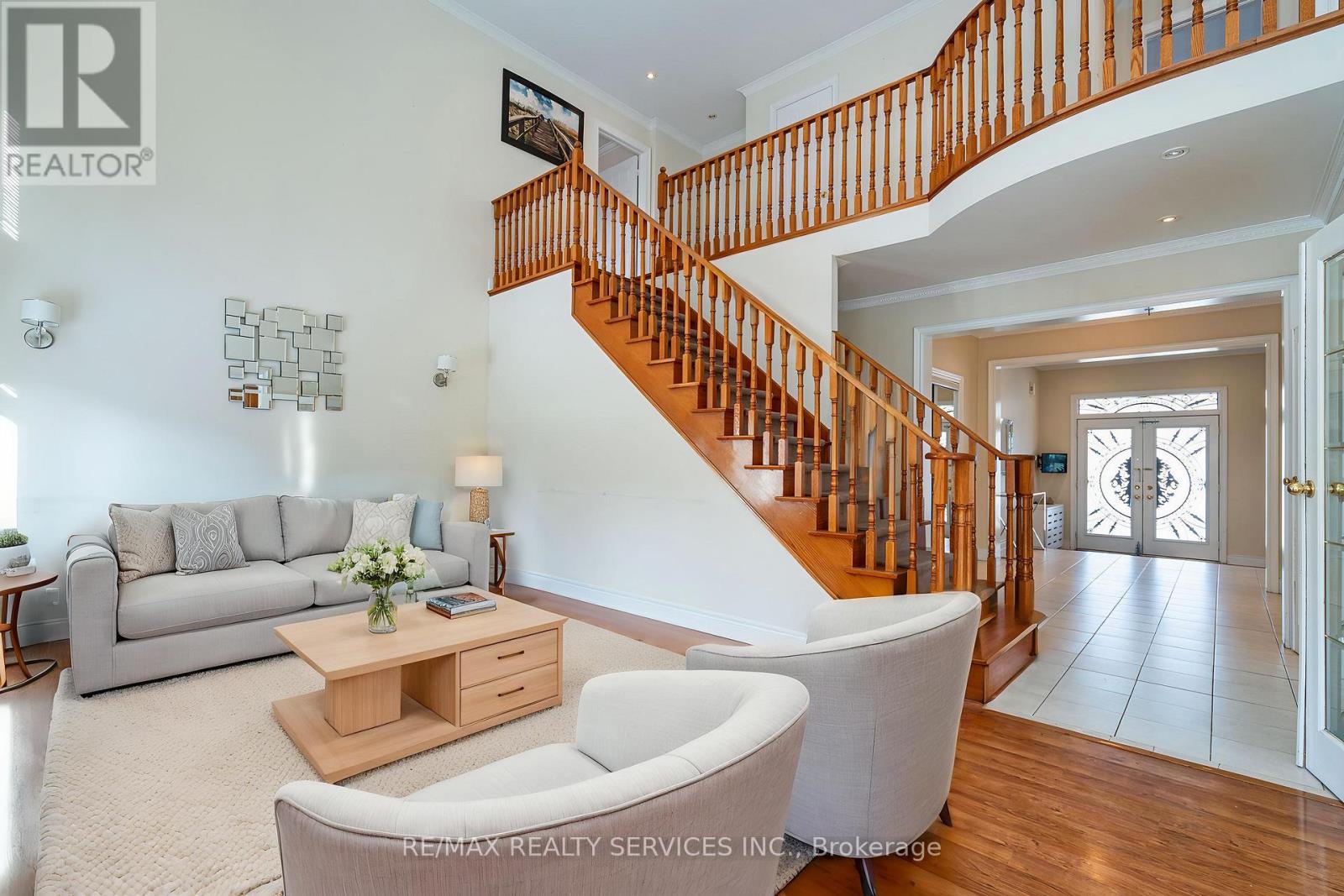 52 Mount Royal Circle, Brampton (vales Of Castlemore North), Ontario