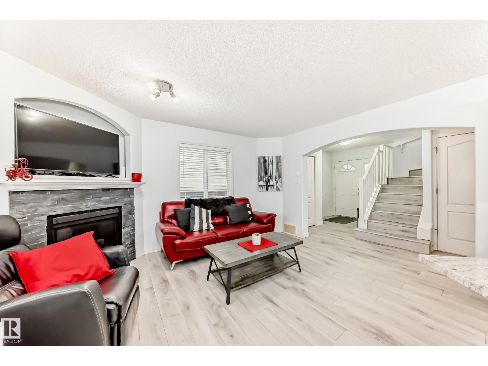 5305 205 St Nw, Edmonton, Alberta