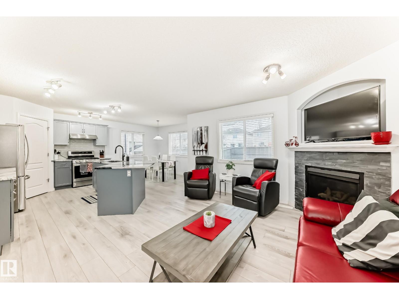 5305 205 St Nw, Edmonton, Alberta