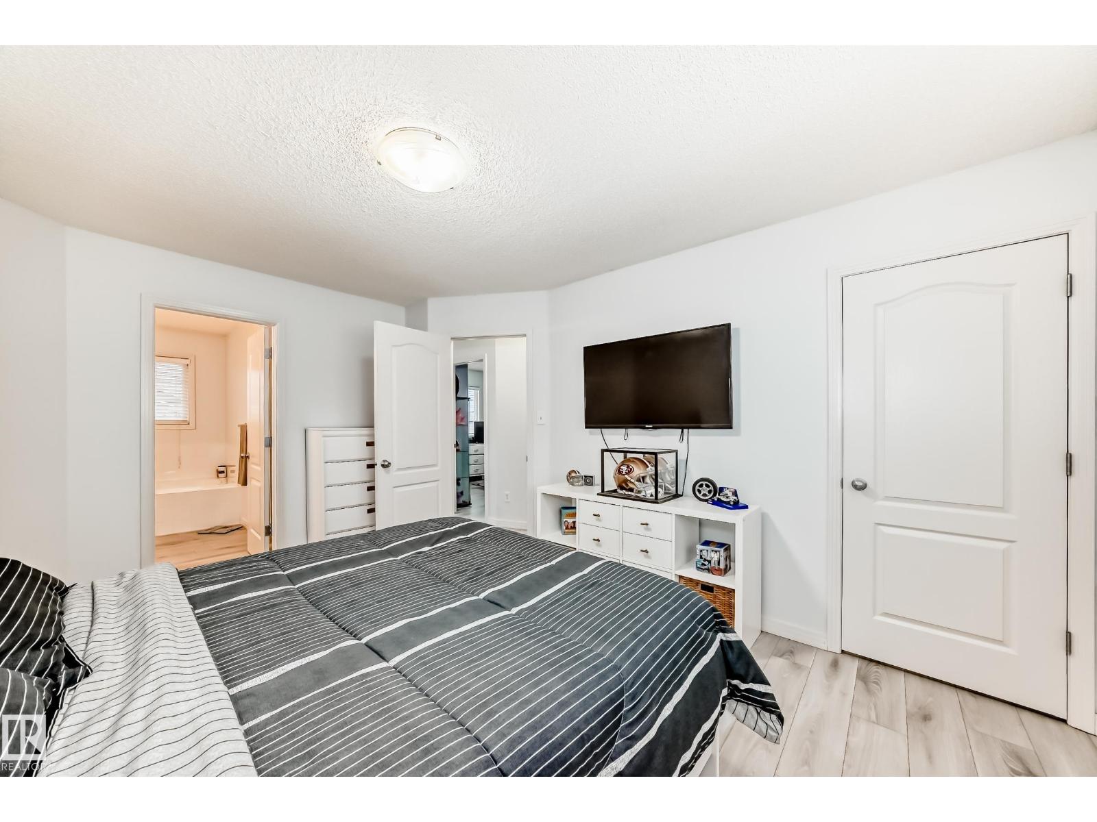 5305 205 St Nw, Edmonton, Alberta