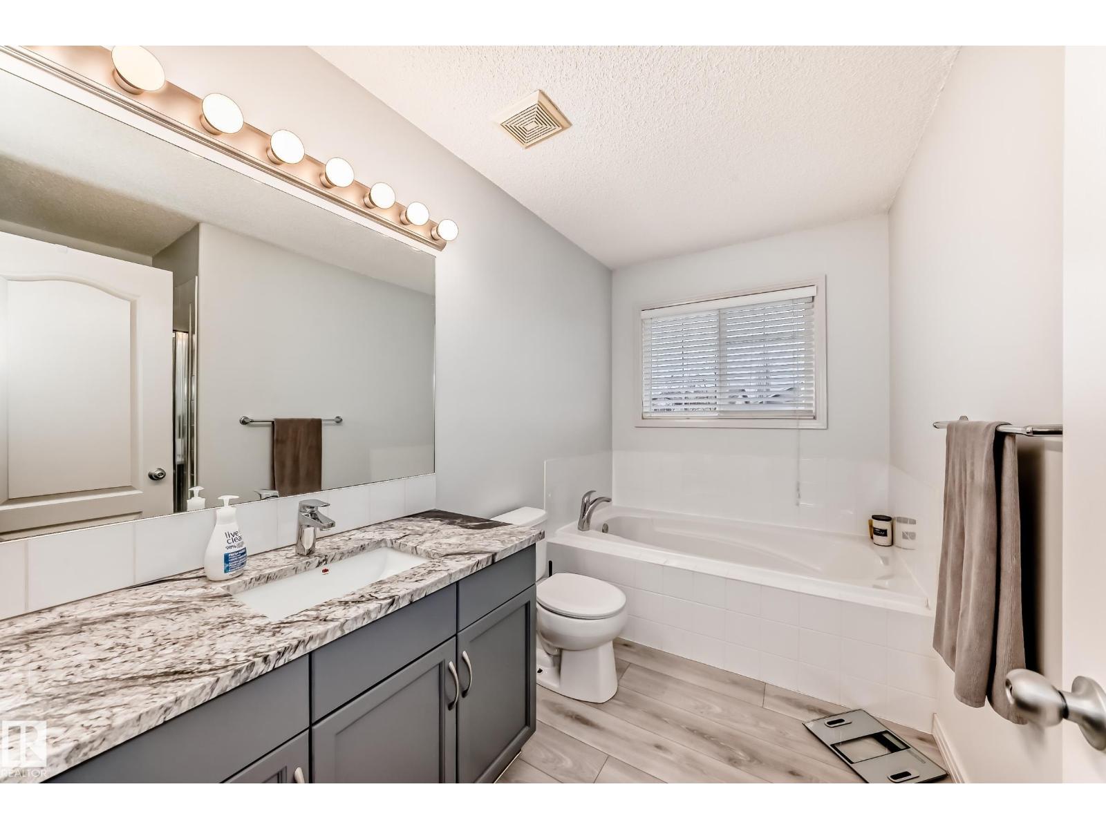 5305 205 St Nw, Edmonton, Alberta