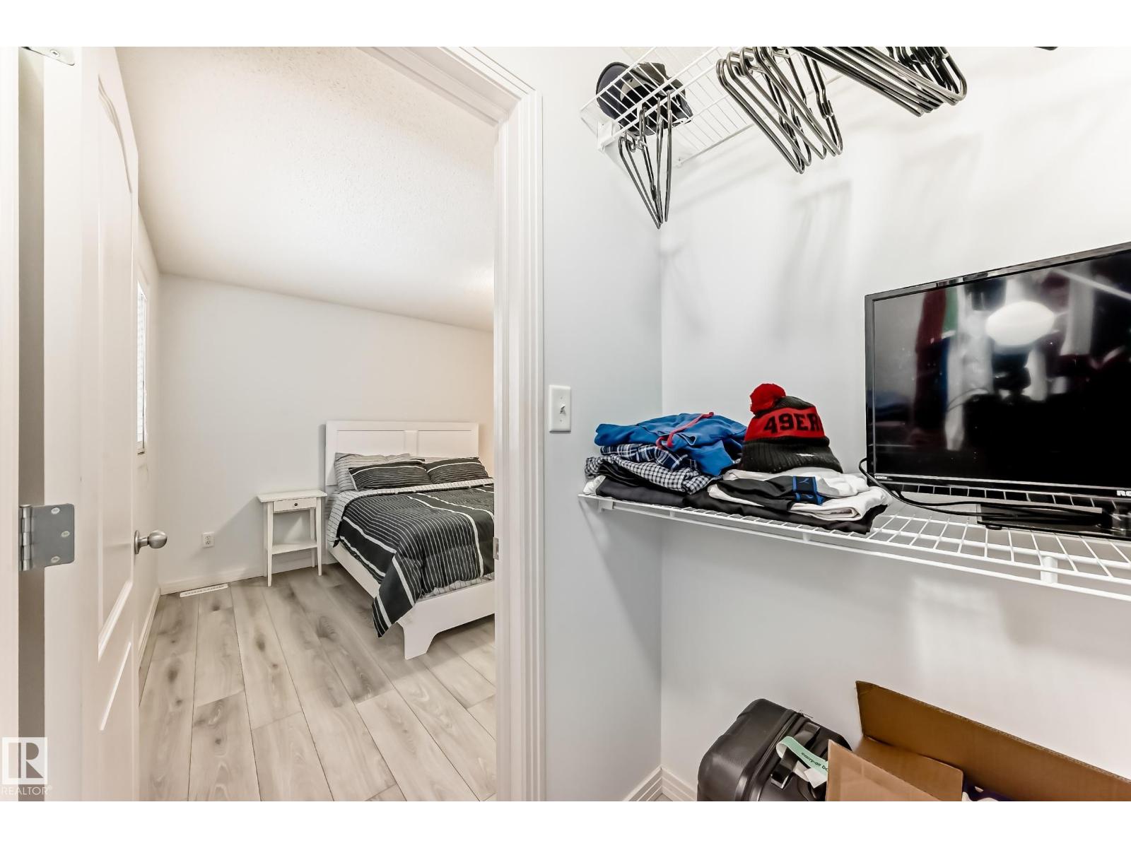 5305 205 St Nw, Edmonton, Alberta