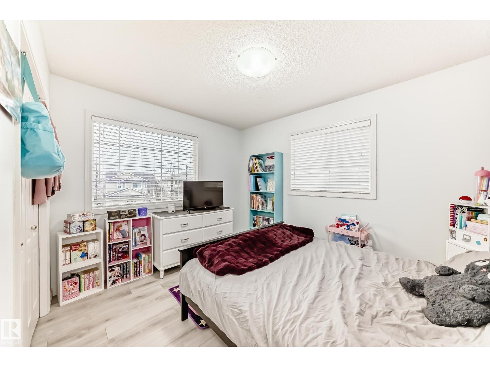 5305 205 St Nw, Edmonton, Alberta