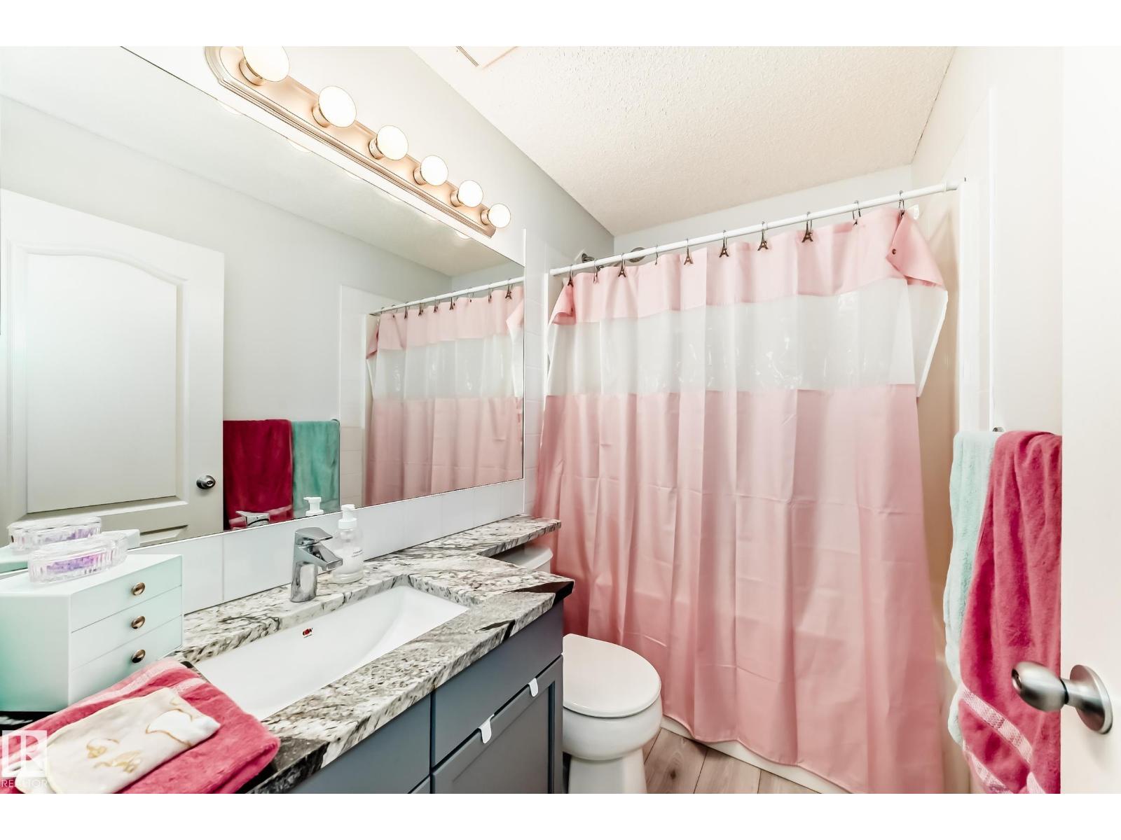 5305 205 St Nw, Edmonton, Alberta