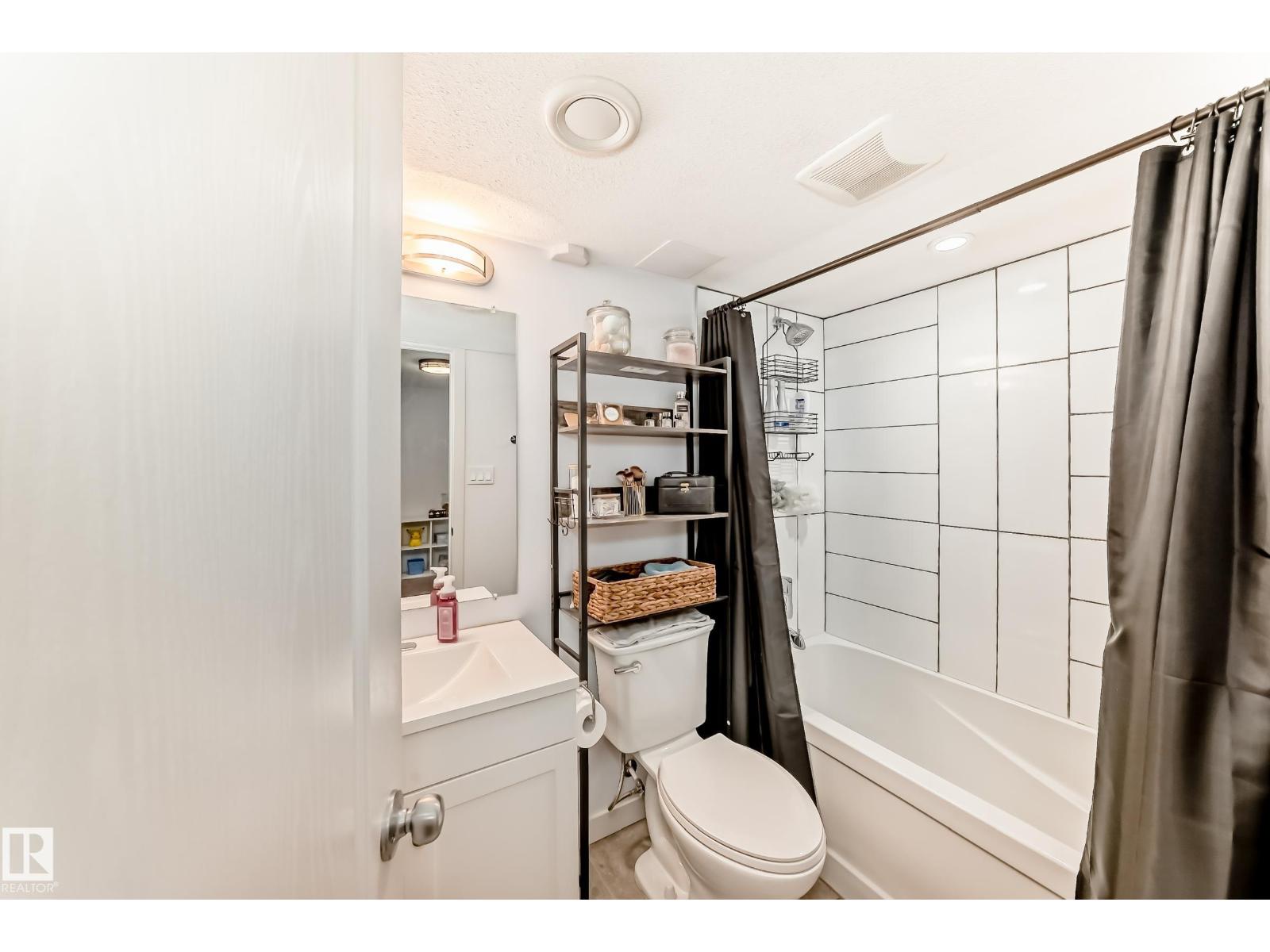 5305 205 St Nw, Edmonton, Alberta