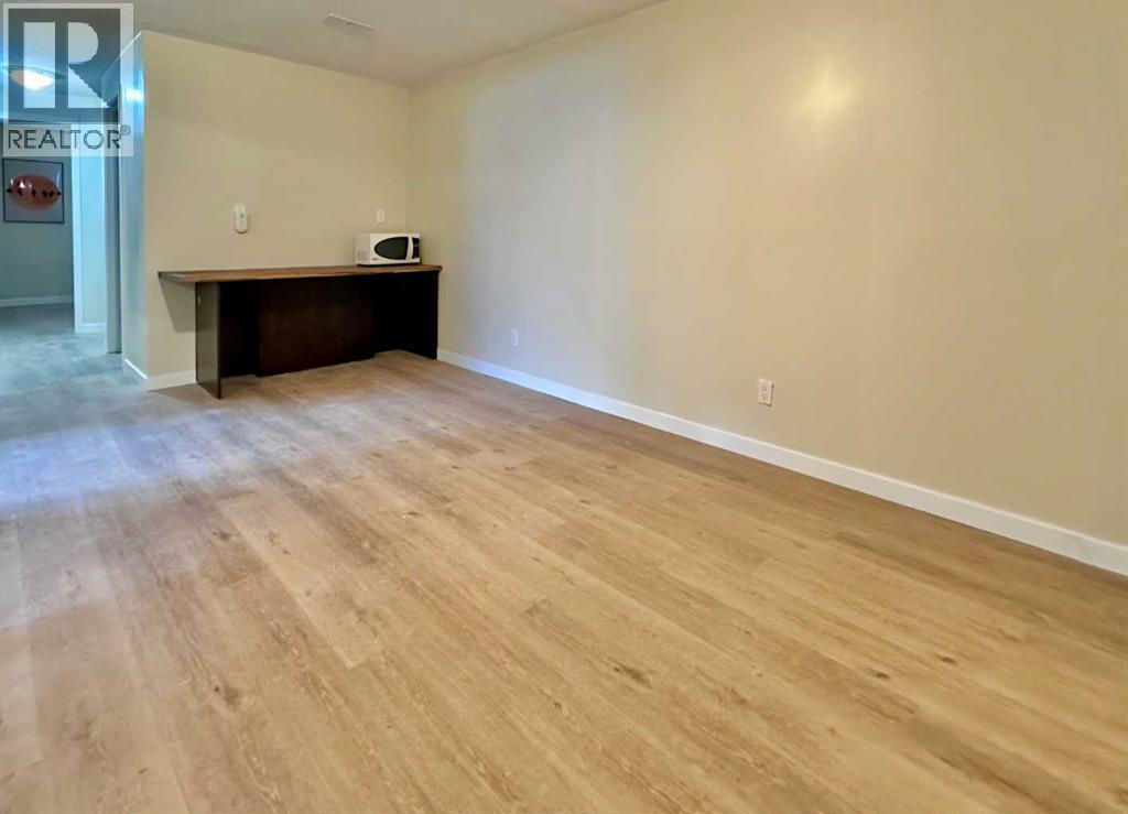 525 4 Avenue, Fox Creek, Alberta