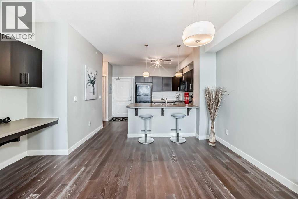 405, 2300 Evanston Square, Calgary, Alberta