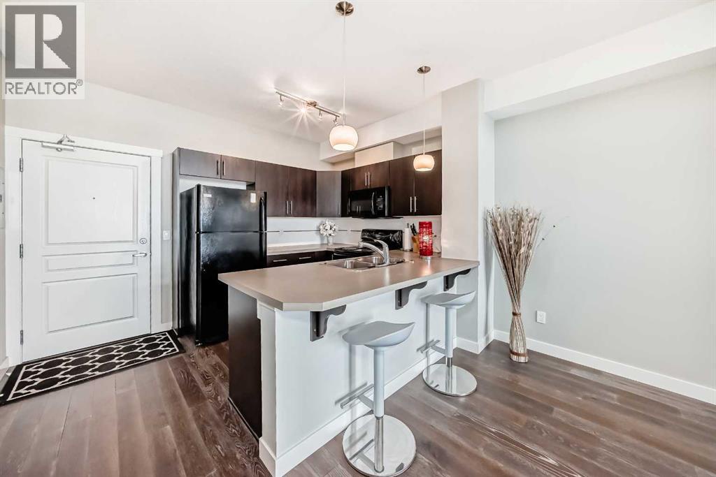 405, 2300 Evanston Square, Calgary, Alberta