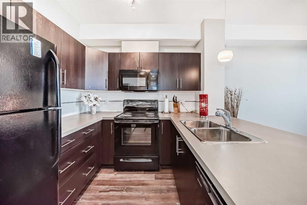 405, 2300 Evanston Square, Calgary, Alberta