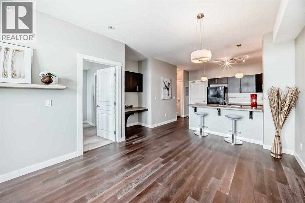 405, 2300 Evanston Square, Calgary, Alberta