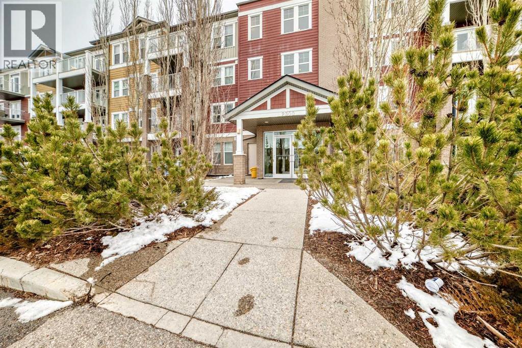 405, 2300 Evanston Square, Calgary, Alberta