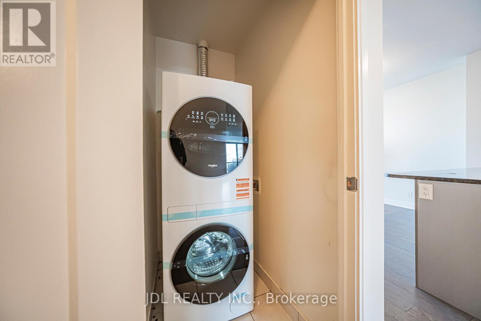 806 - 825 Church Street N, Toronto (rosedale-moore Park), Ontario