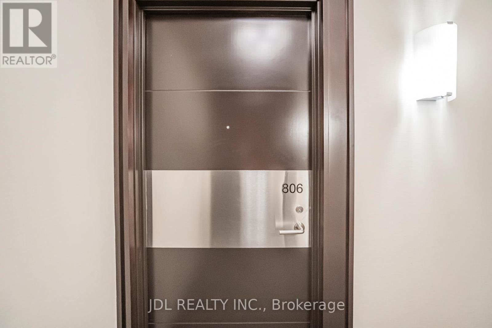 806 - 825 Church Street N, Toronto (rosedale-moore Park), Ontario