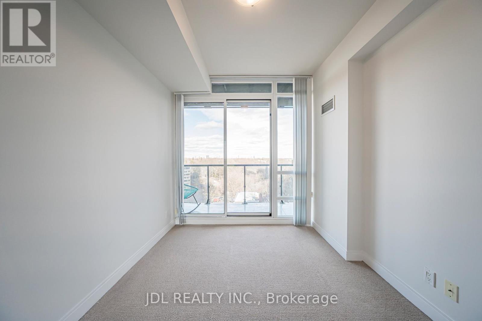 806 - 825 Church Street N, Toronto (rosedale-moore Park), Ontario