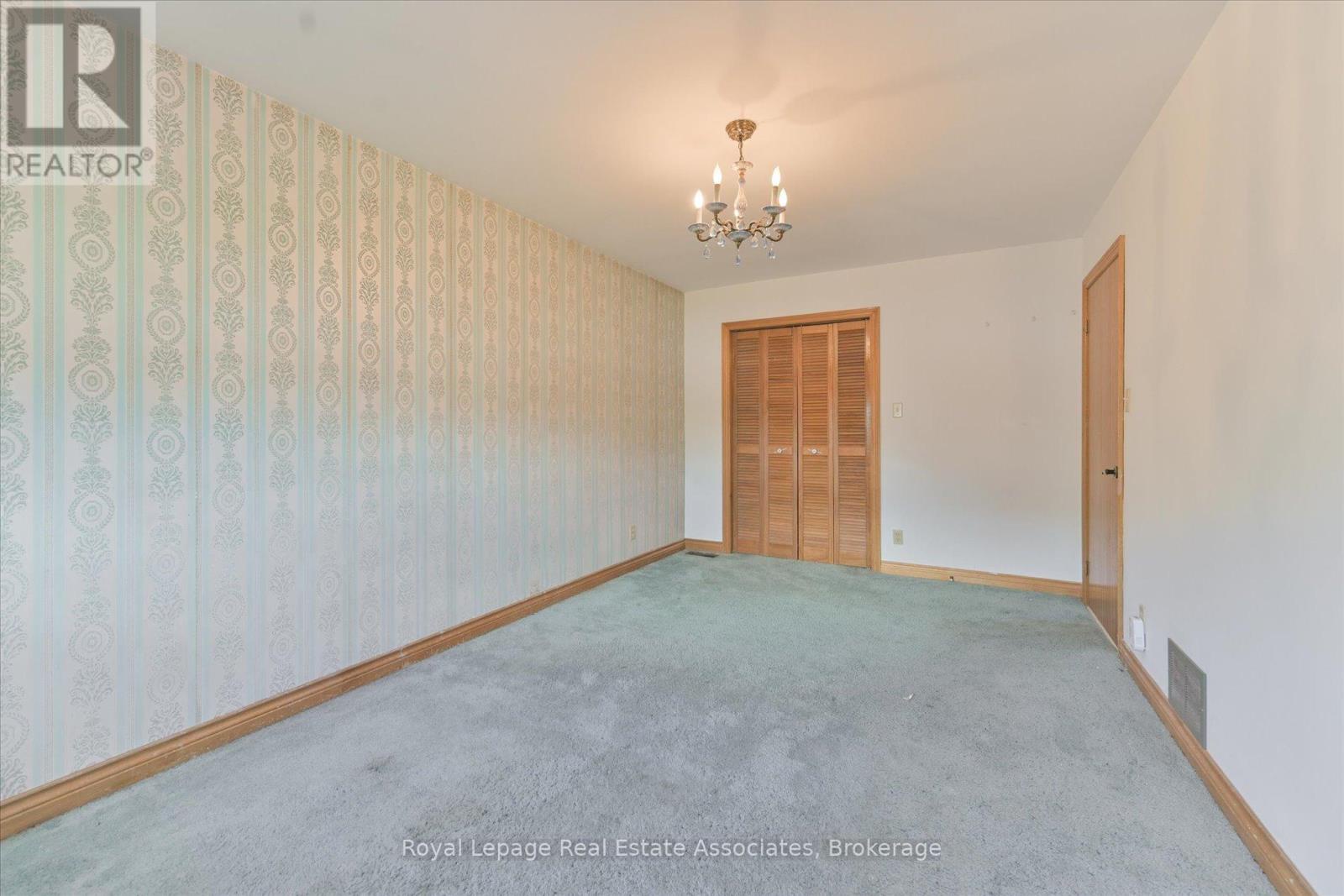 135 Jay Street, Toronto (maple Leaf), Ontario