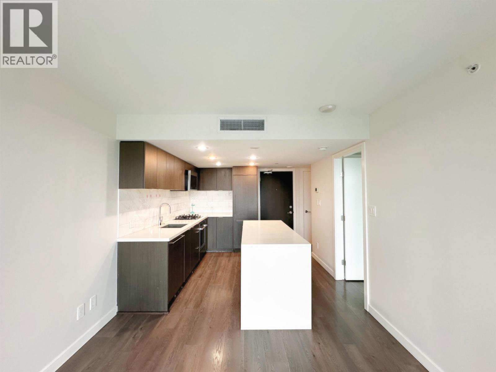 1907 8189 Cambie Street, Vancouver, British Columbia