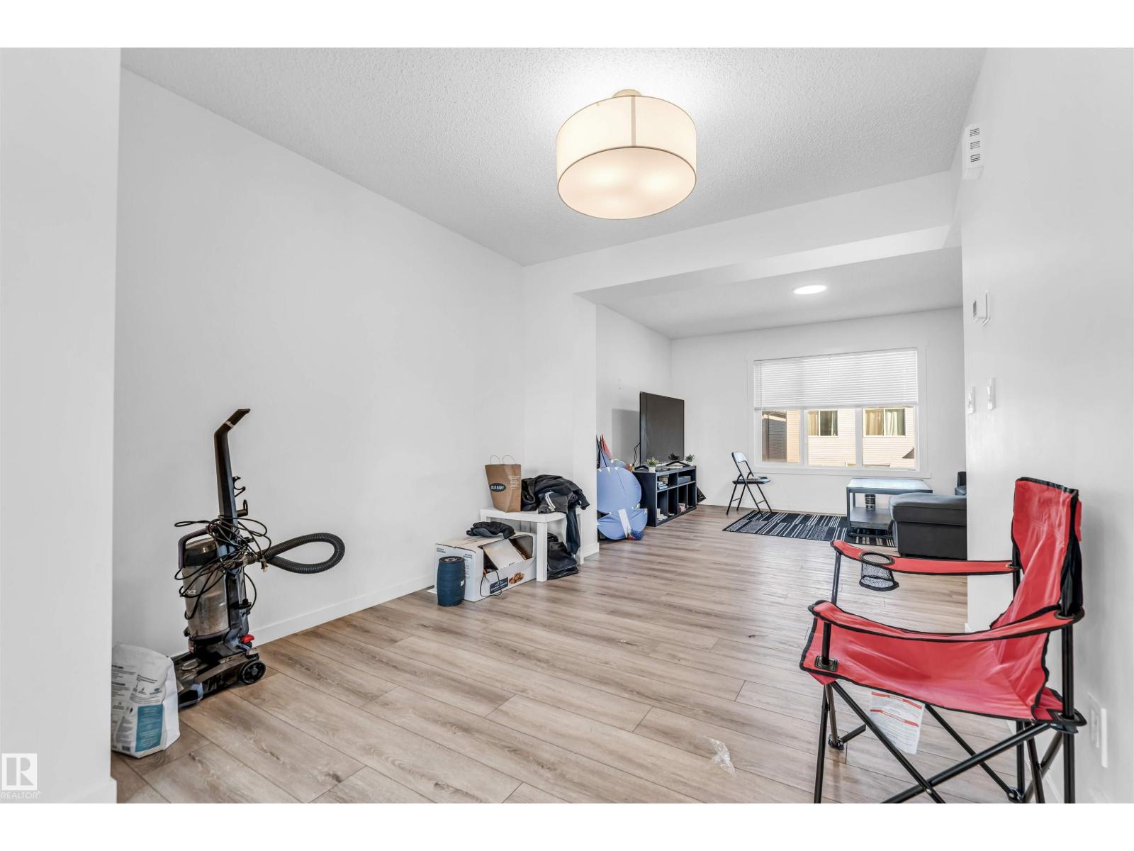 1106 Aster Bv Nw, Edmonton, Alberta