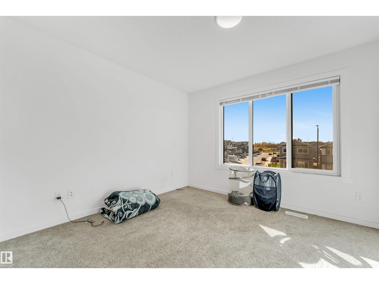 1106 Aster Bv Nw, Edmonton, Alberta