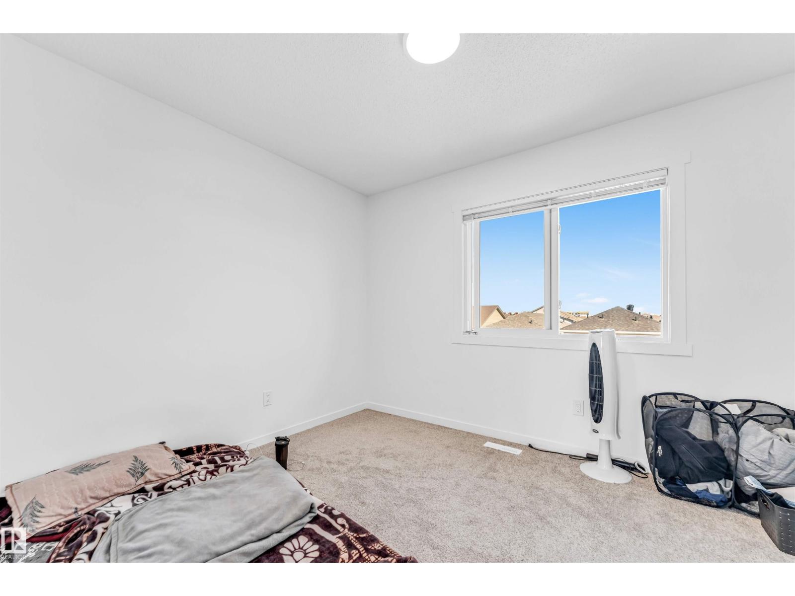 1106 Aster Bv Nw, Edmonton, Alberta