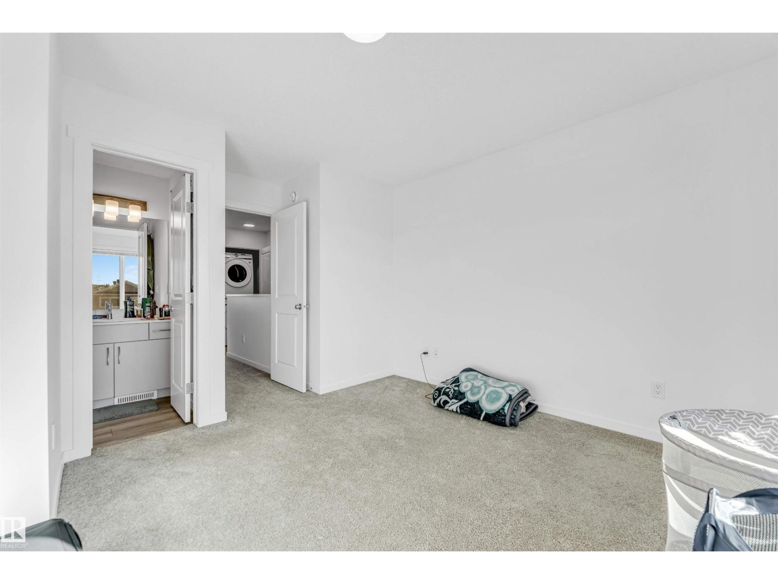 1106 Aster Bv Nw, Edmonton, Alberta