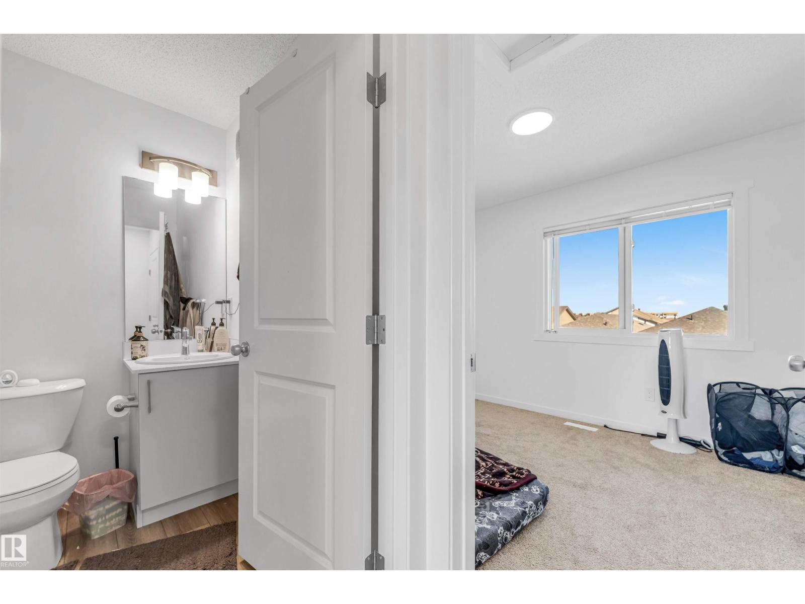 1106 Aster Bv Nw, Edmonton, Alberta