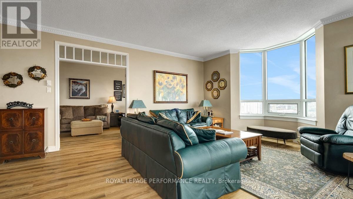 2002 - 1480 Riverside Drive, Ottawa, Ontario
