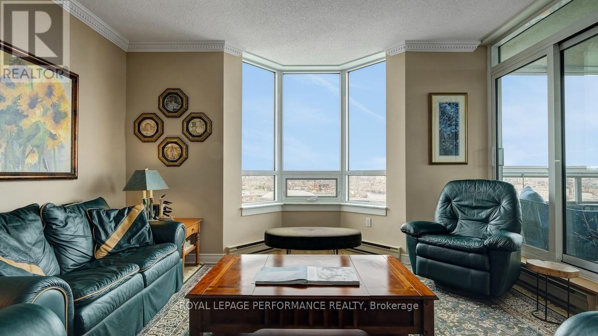 2002 - 1480 Riverside Drive, Ottawa, Ontario
