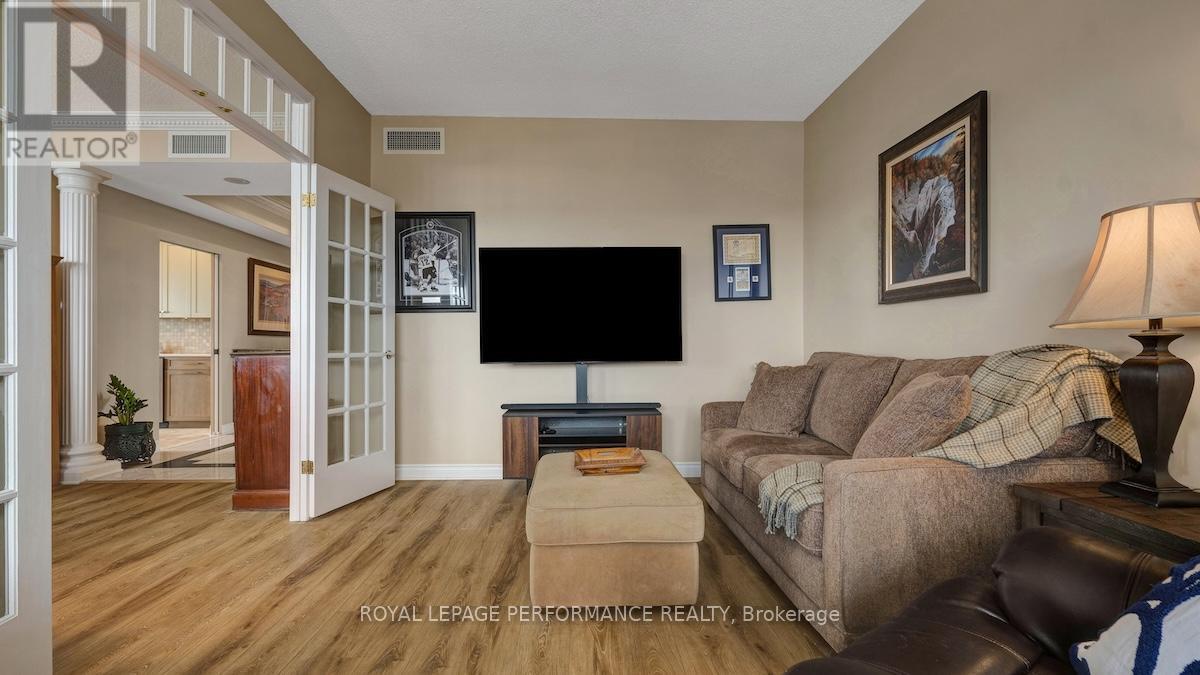 2002 - 1480 Riverside Drive, Ottawa, Ontario