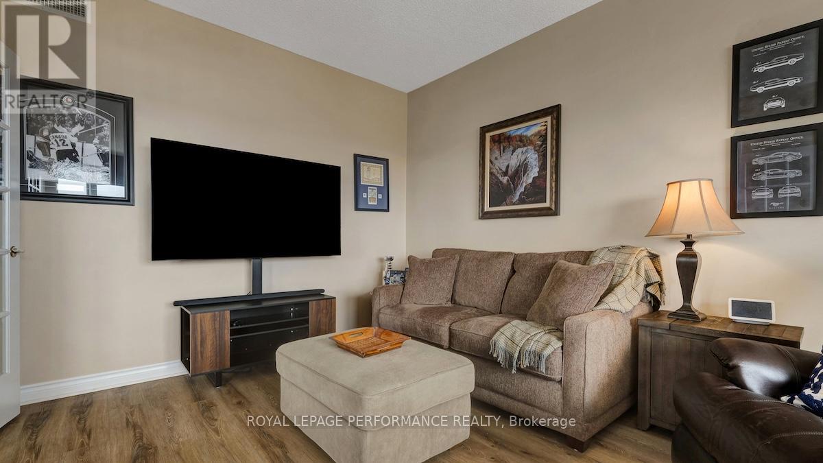 2002 - 1480 Riverside Drive, Ottawa, Ontario