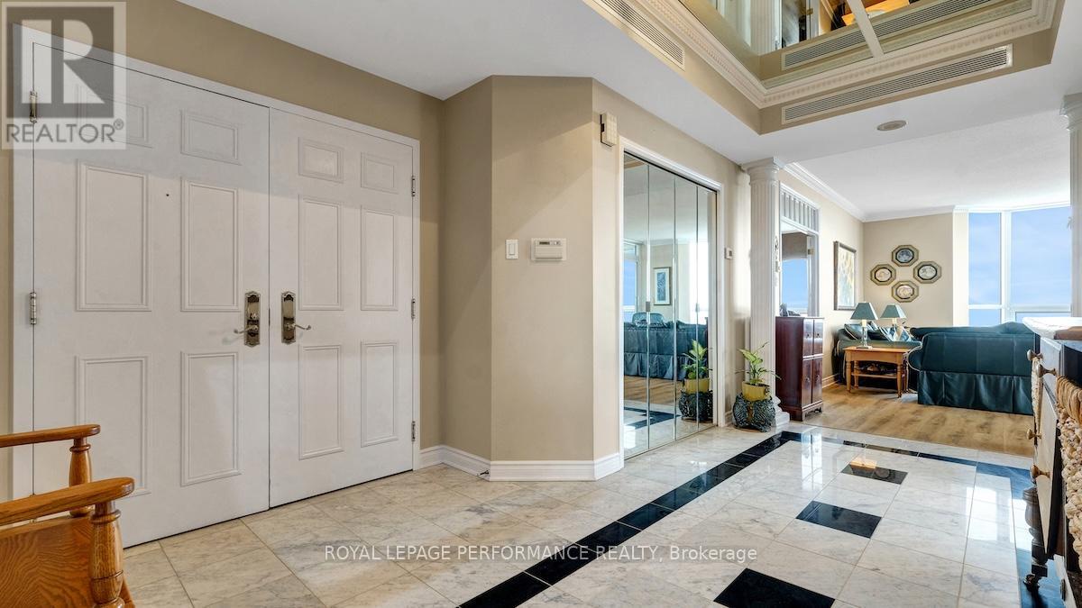 2002 - 1480 Riverside Drive, Ottawa, Ontario