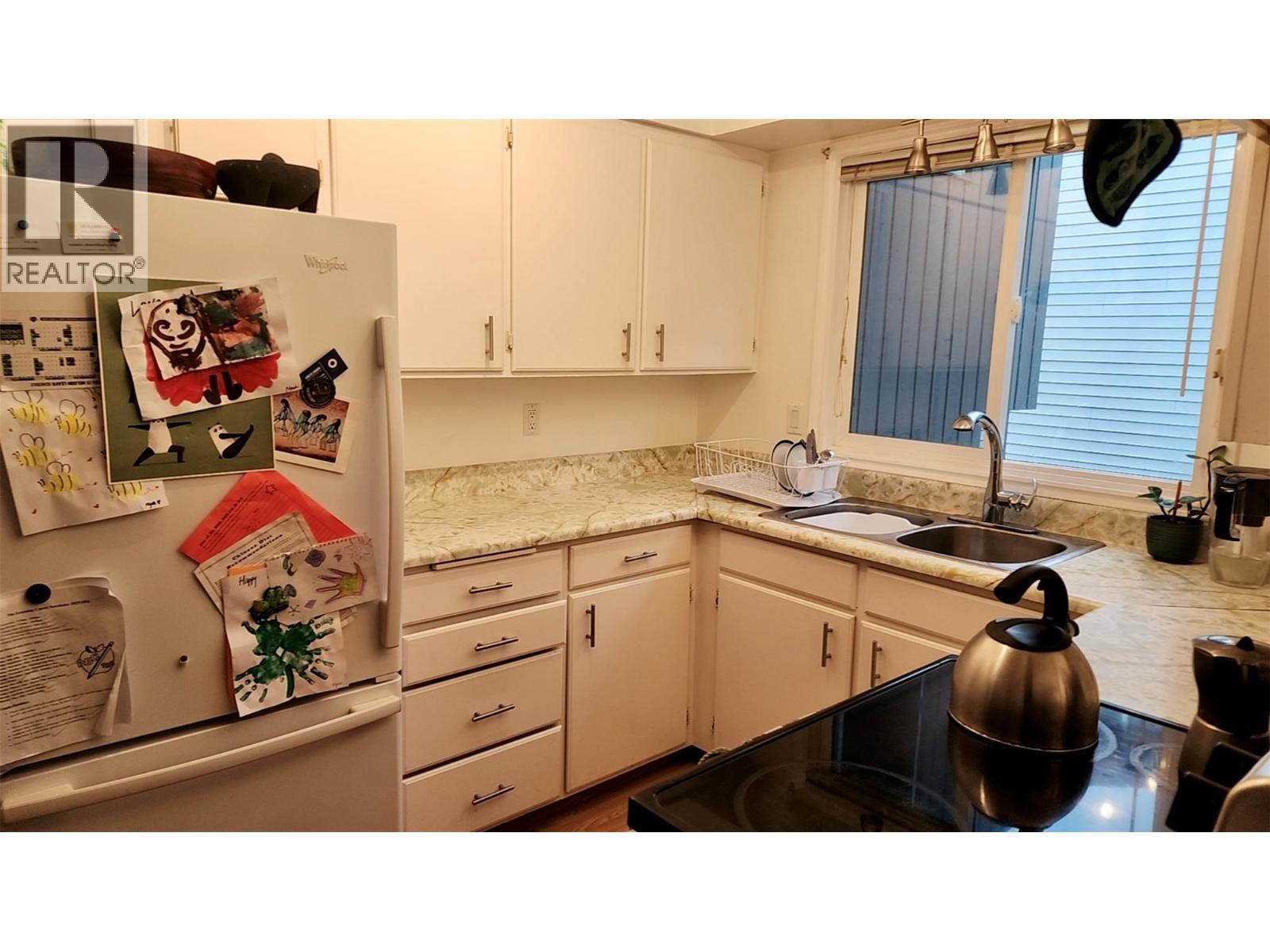 1010 Gilker Street, Nelson, British Columbia