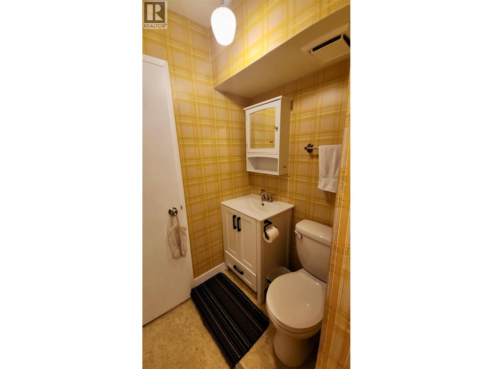 1010 Gilker Street, Nelson, British Columbia