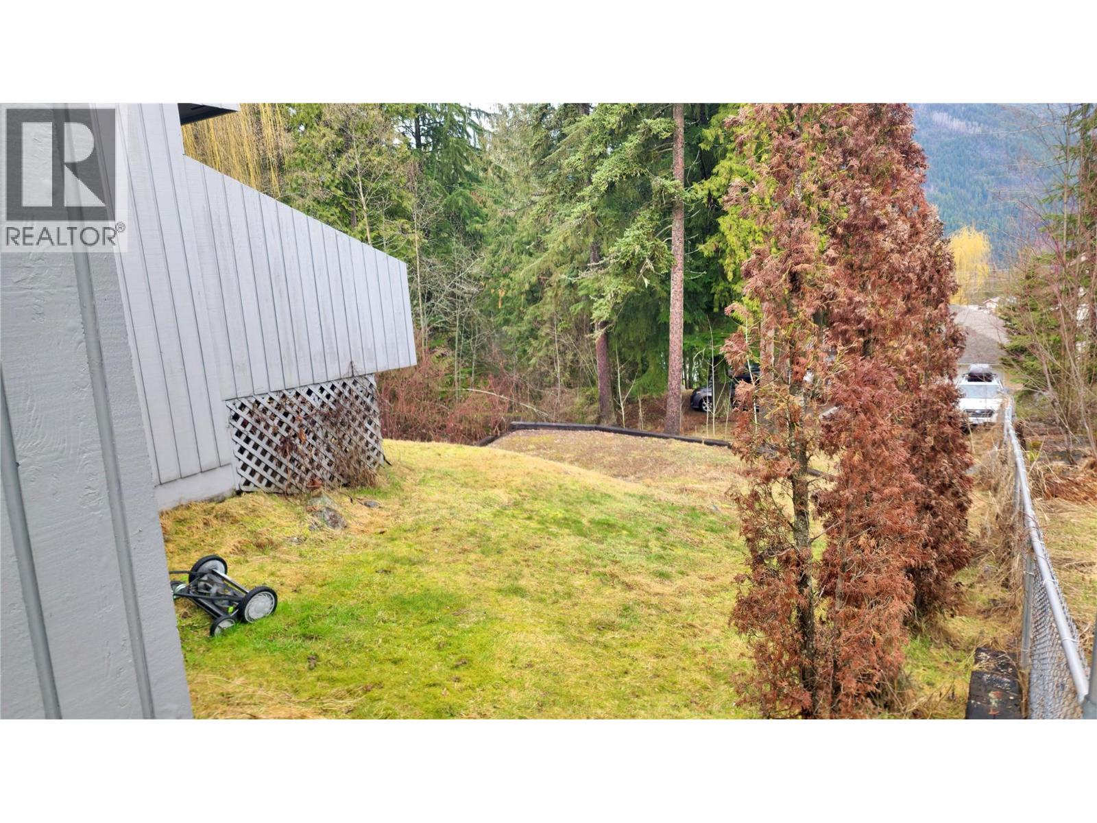 1010 Gilker Street, Nelson, British Columbia