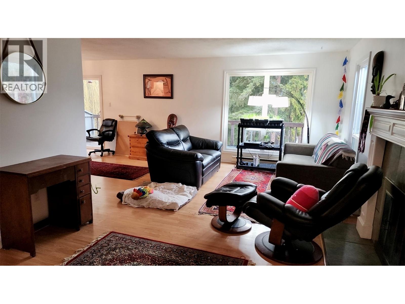 1010 Gilker Street, Nelson, British Columbia