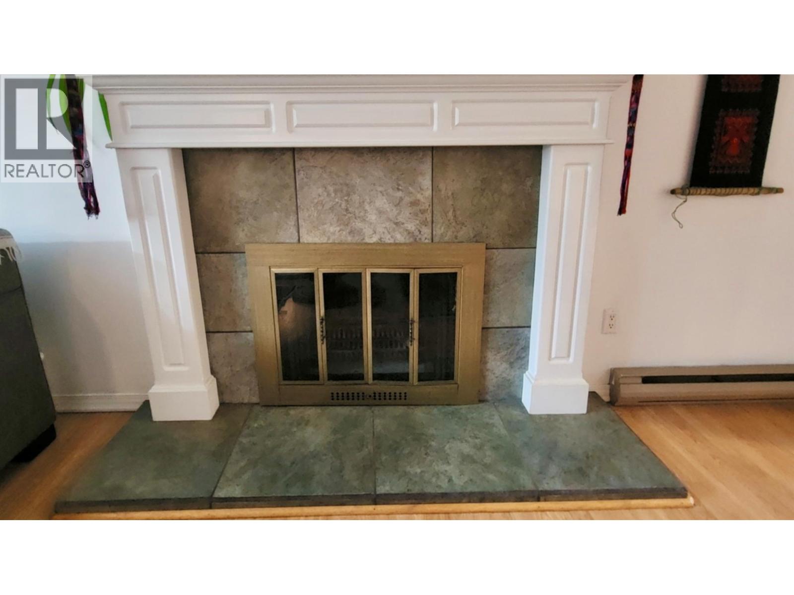 1010 Gilker Street, Nelson, British Columbia