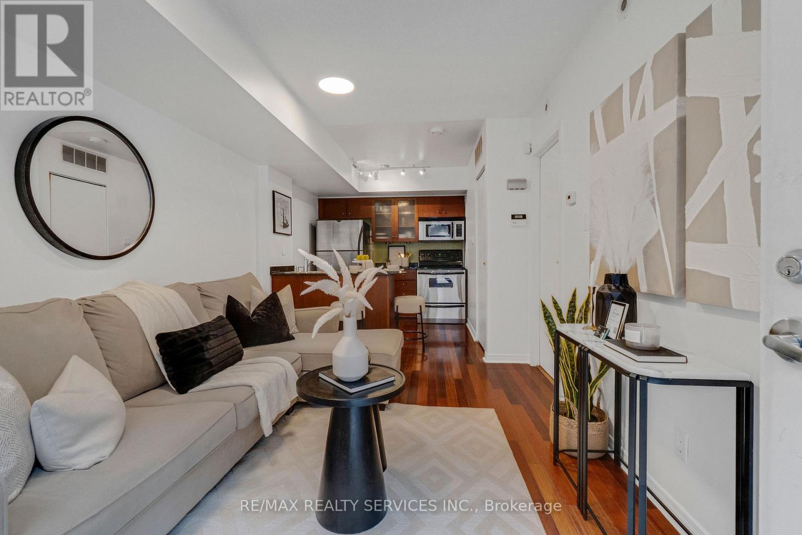 632 - 38 Western Battery Road, Toronto (niagara), Ontario