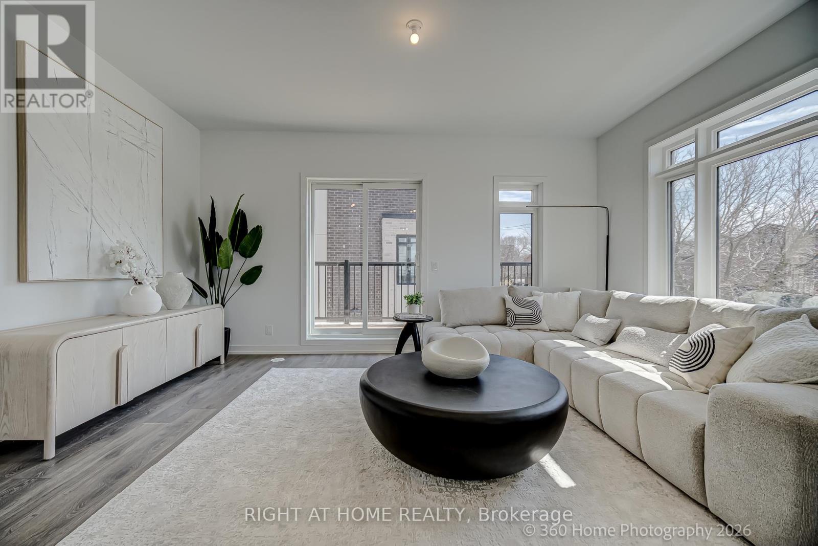 1 Case Ootes Drive, Toronto (victoria Village), Ontario